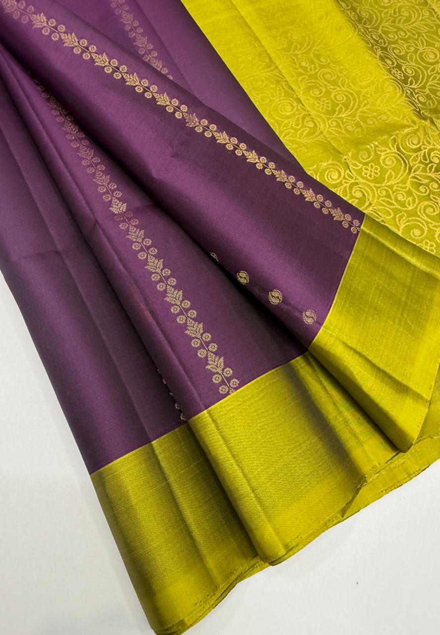 VSCB669 - purple color body , mehandi green color pallu , blouse - Pure silk saree