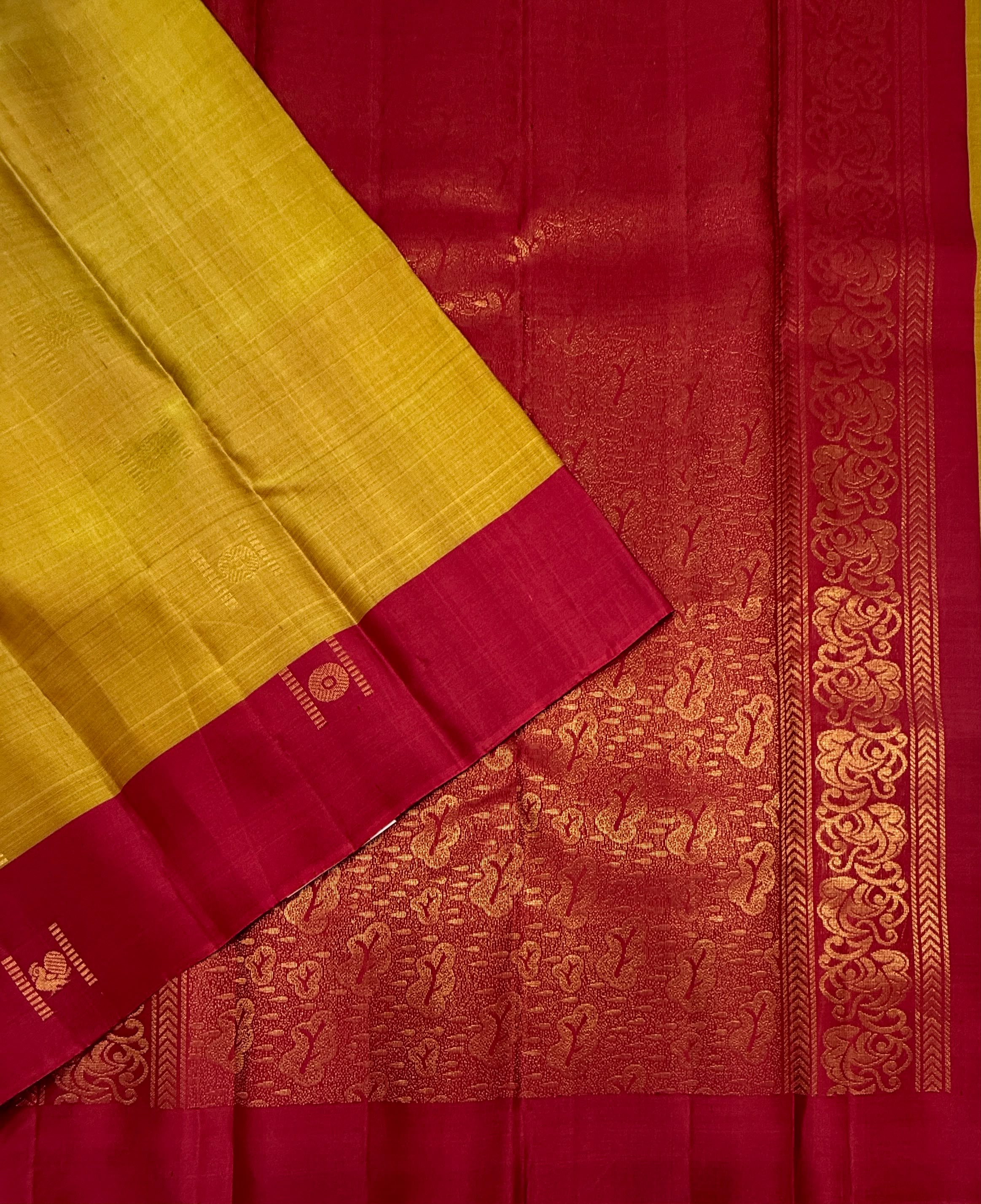 VSCB672 - red with yellow color body , dark pink color pallu , blouse - Pure silk saree
