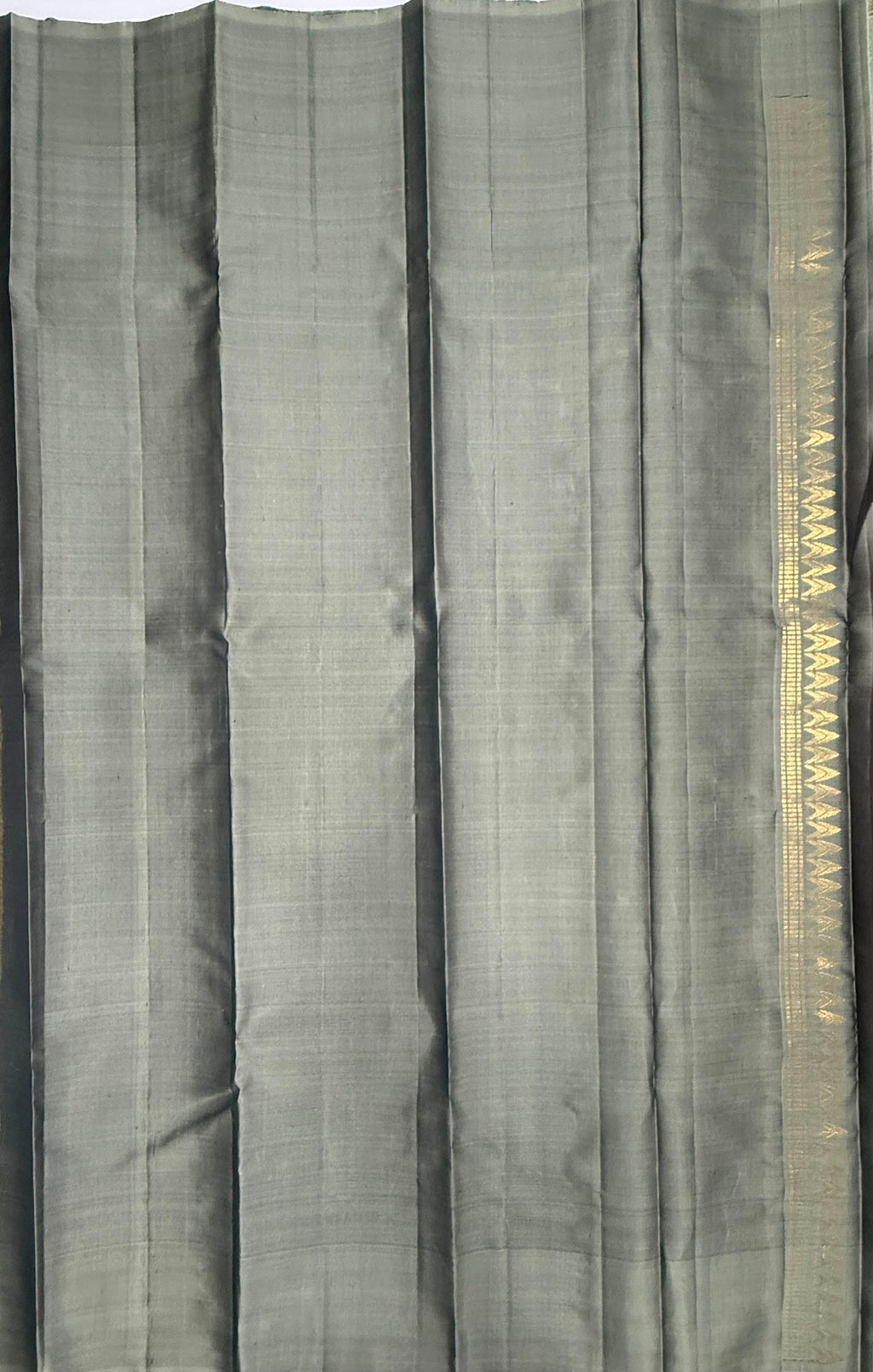 VSCB677 - dark brown color body , grey color pallu , blouse - Pure silk saree