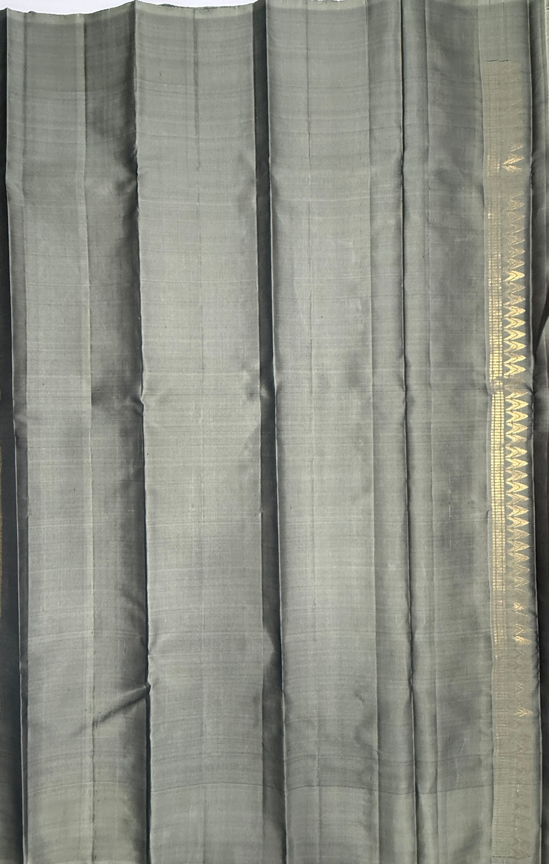 VSCB677 - dark brown color body , grey color pallu , blouse - Pure silk saree