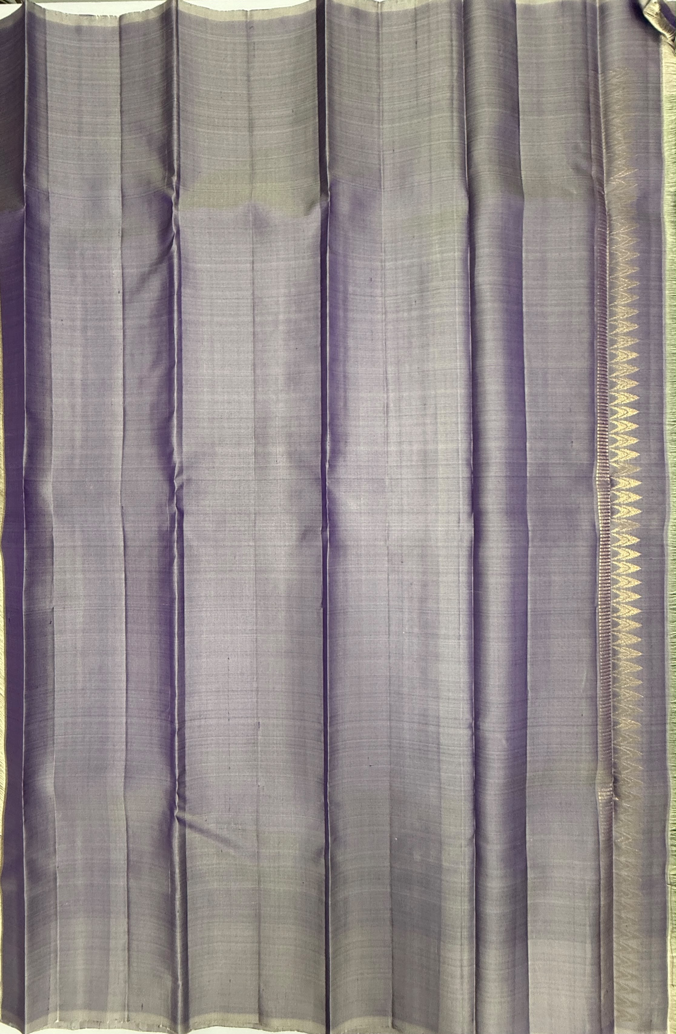 VSCB679 - dual peacock green color body , cream with violet color pallu , blouse - Pure silk saree
