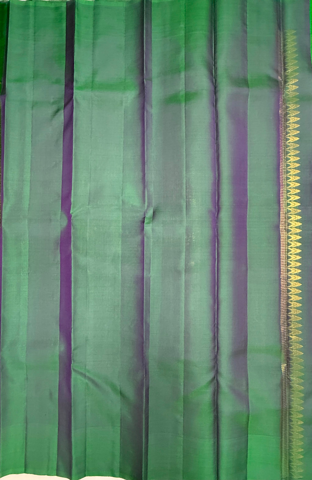 VSCB681 - purple color body , peacock green color pallu , blouse - Pure silk saree