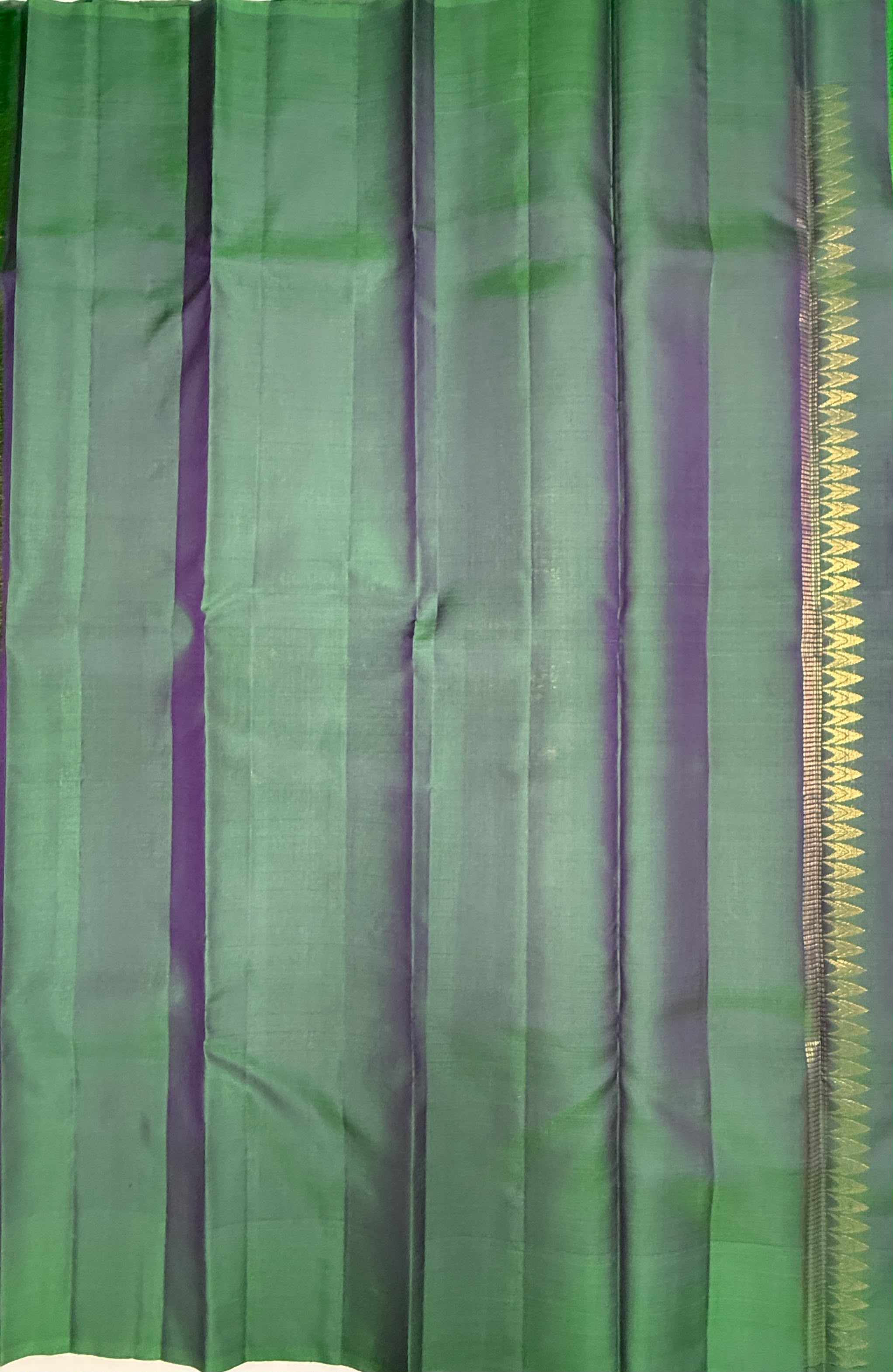 VSCB681 - purple color body , peacock green color pallu , blouse - Pure silk saree