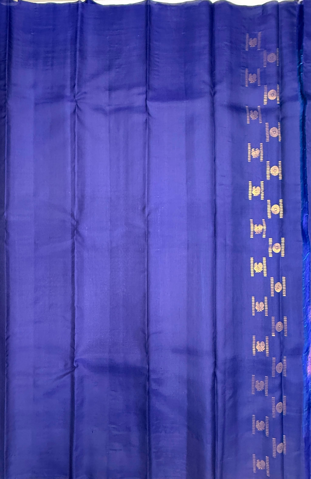 VSCB683 - blue color body , navy blue color pallu , blouse - Pure silk saree