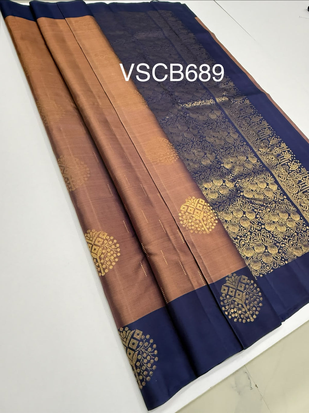 VSCB689 - onion with navy blue color body , navy blue color pallu , blouse - Pure silk saree
