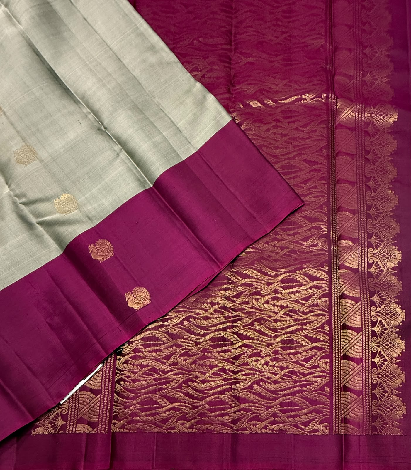 VSCB696 - grey color body , purple color pallu , blouse - Pure silk saree
