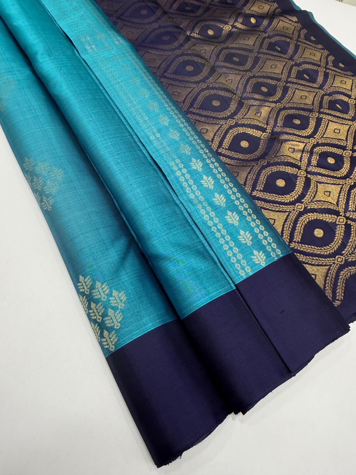 VSCB703 - blue color body , navy blue color pallu , blouse - Pure silk saree