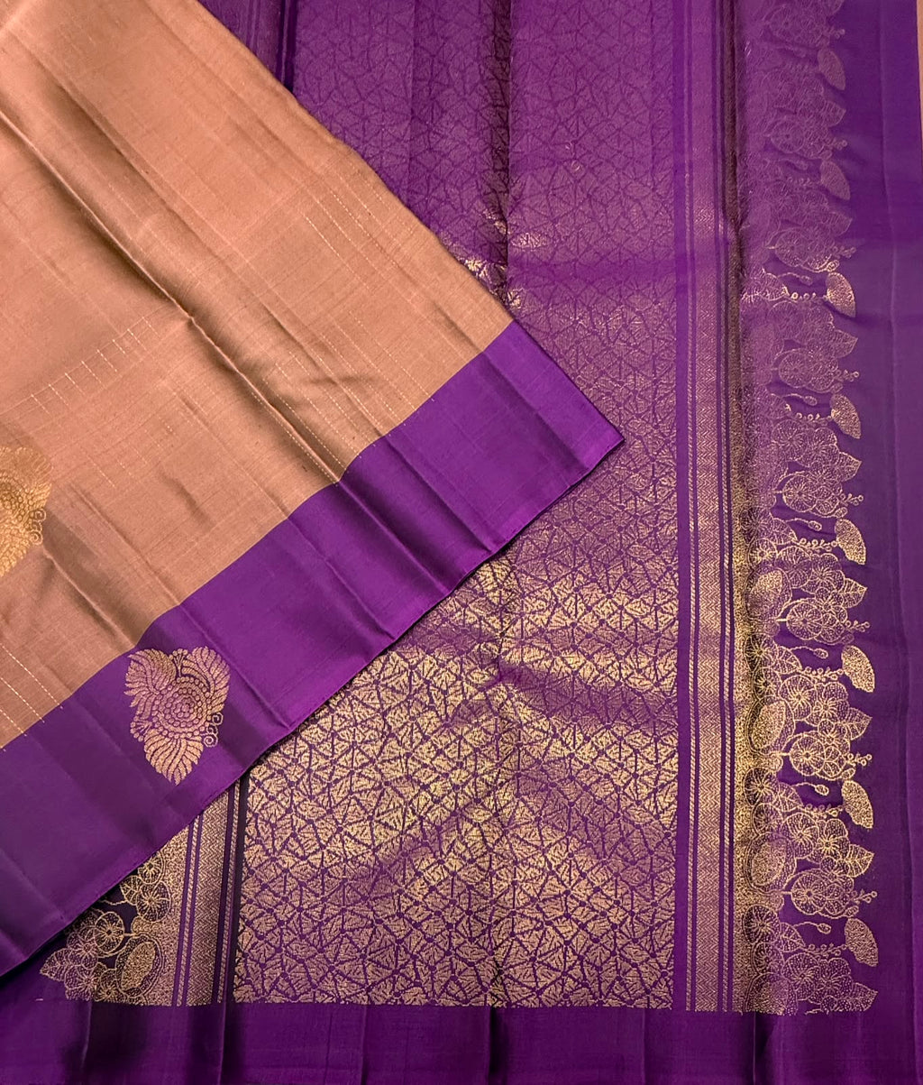 VSCB707 - chocolate brown color body , violet color pallu , blouse - Pure silk saree