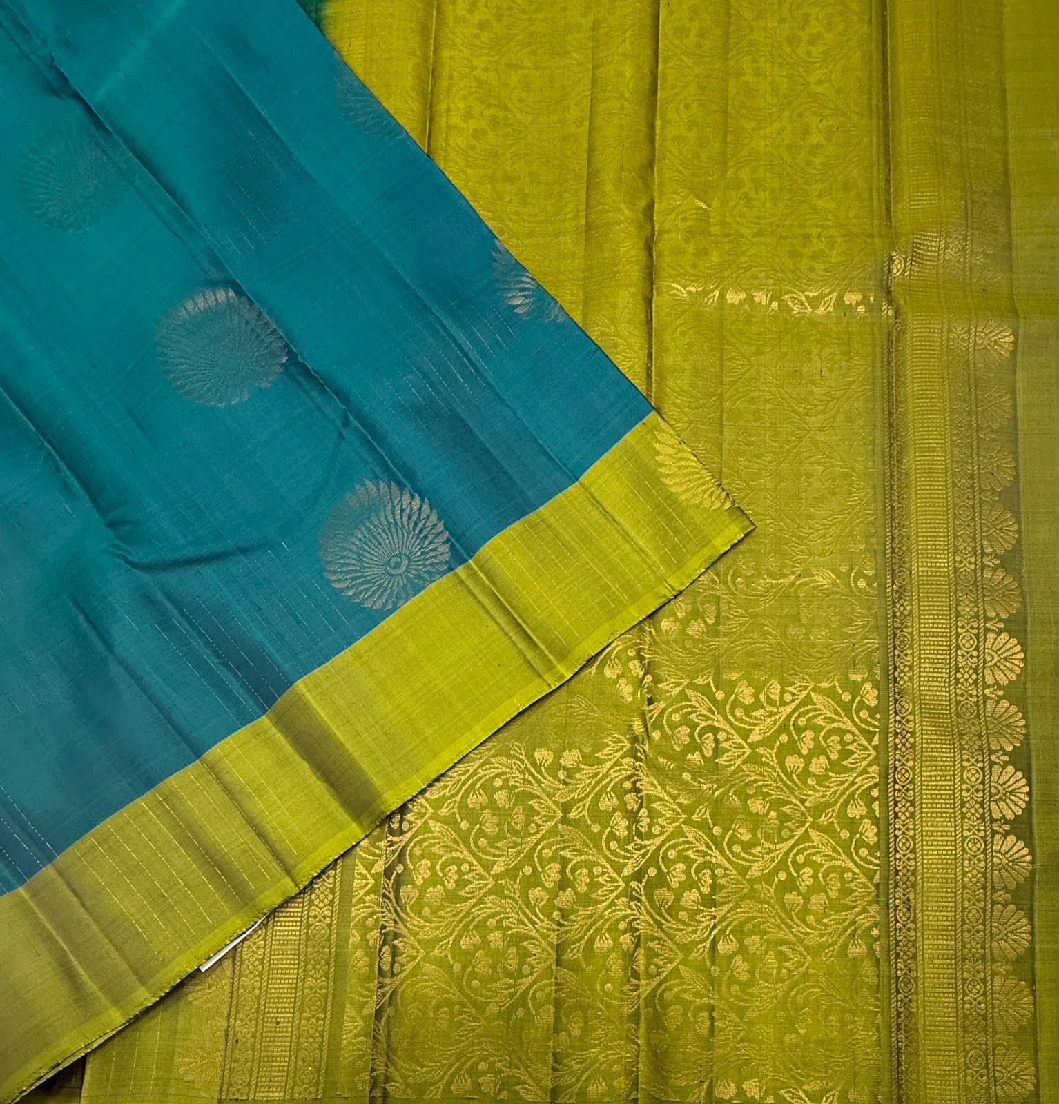 VSCB708 - peacock blue color body , green color pallu , blouse - Pure silk saree