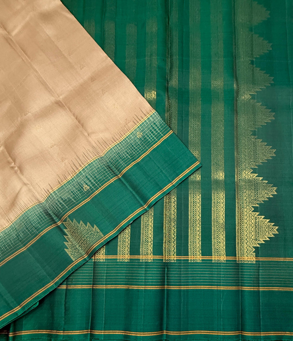 VSF1147 - cream color body , green color pallu,blouse - Pure silk saree