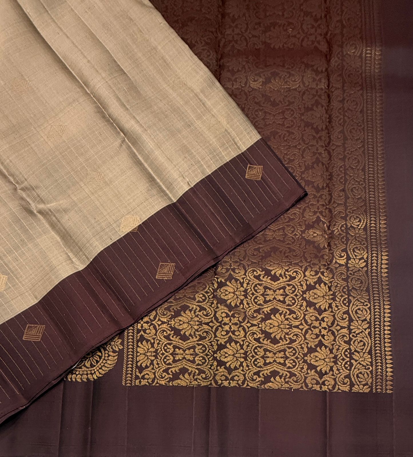 VSF1156 - beige wiht black color body , coffee brown color pallu,blouse - Pure silk saree