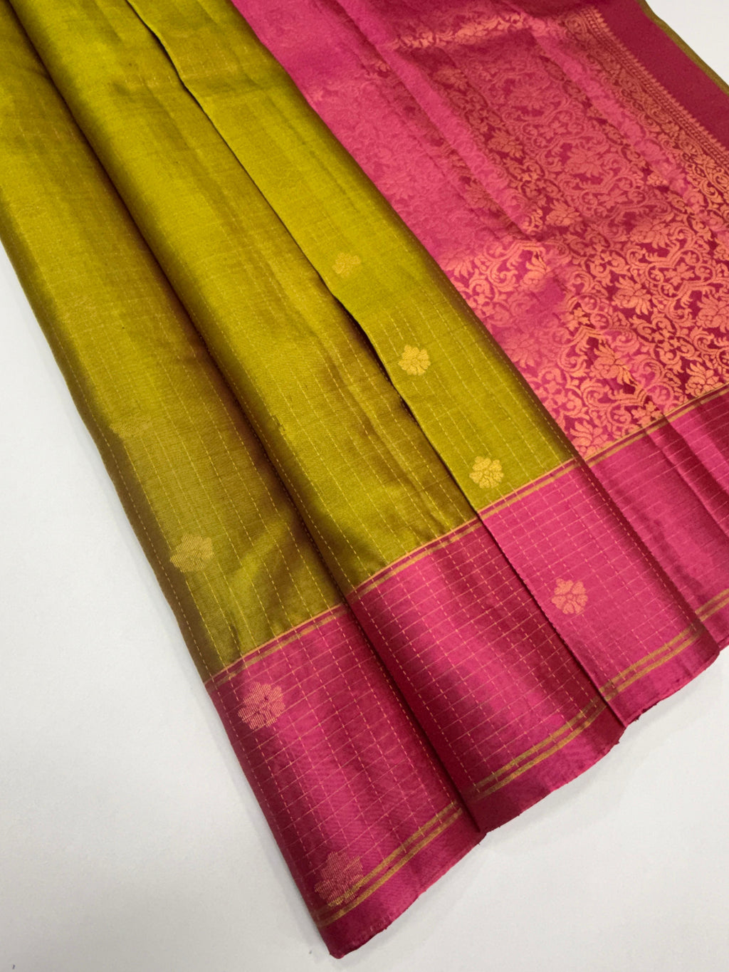 VSF1168 - green with maroon color body , pink color pallu,blouse - Pure silk saree