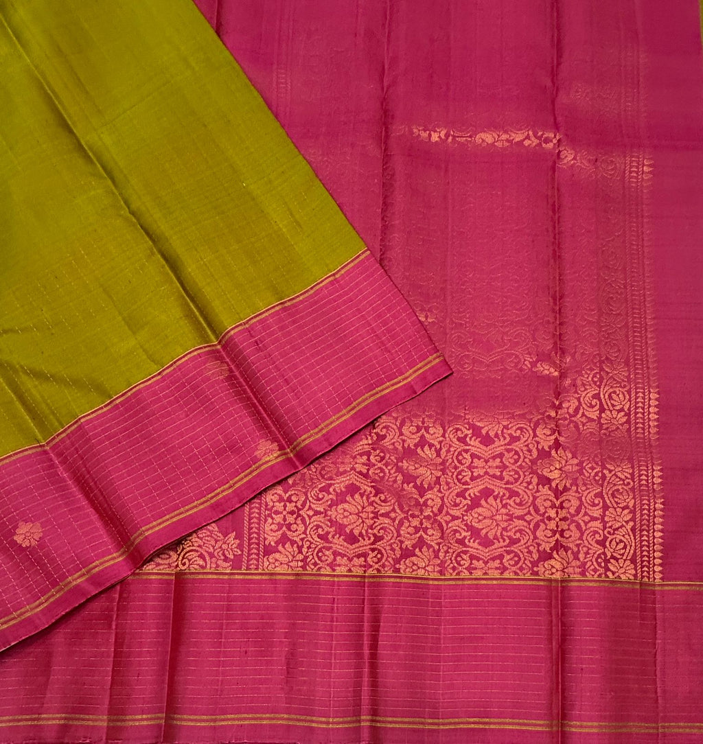 VSF1168 - green with maroon color body , pink color pallu,blouse - Pure silk saree