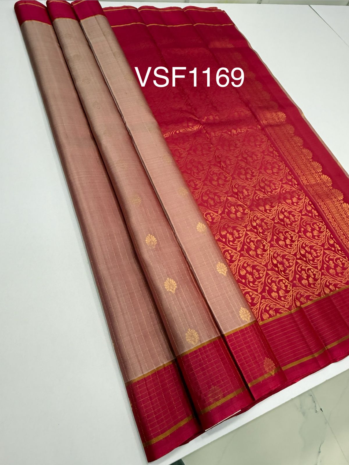 VSF1169 - light onion pink color body , dark pink color pallu,blouse - Pure silk saree