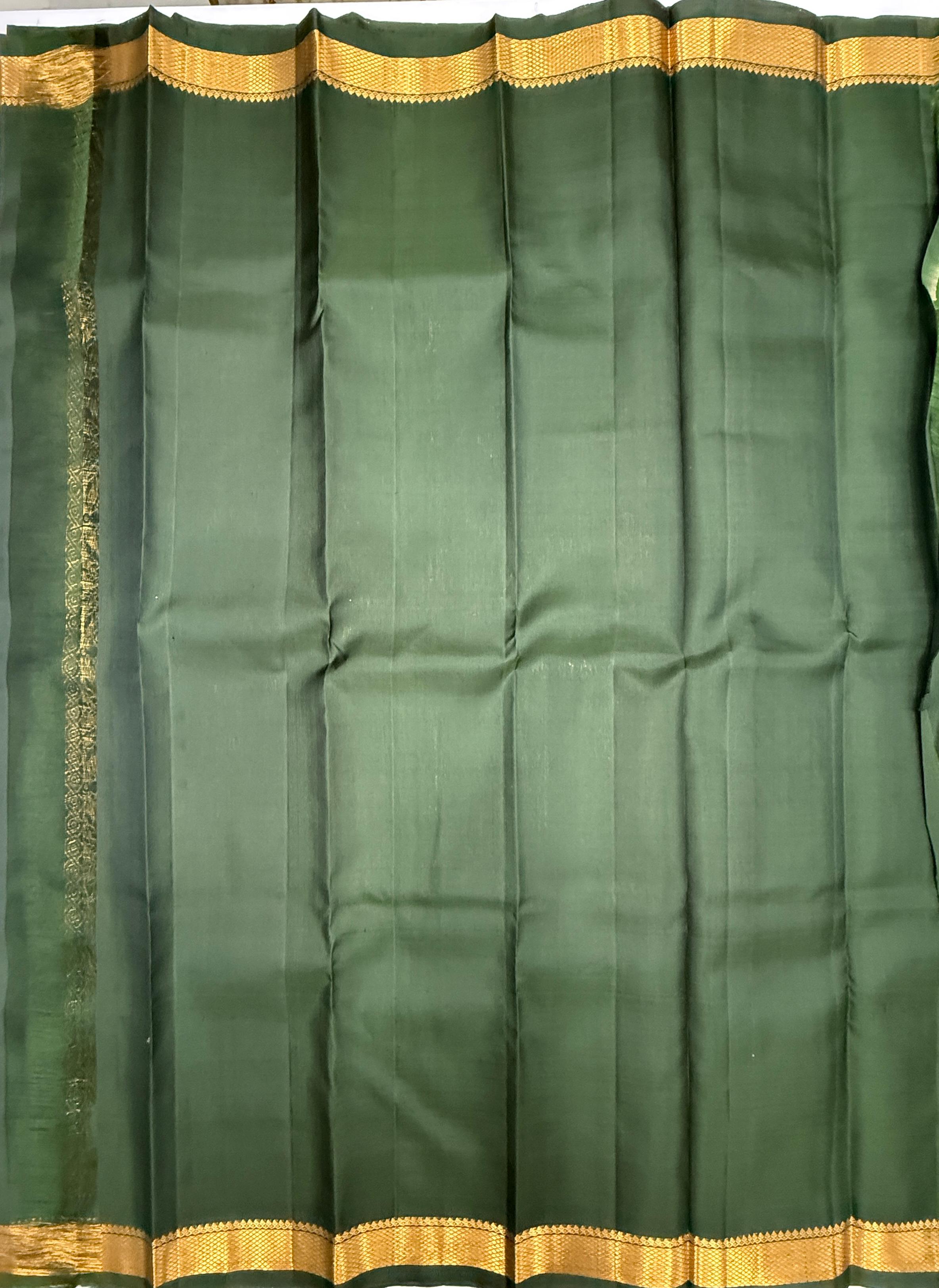 VSF1180 - pastel green color body , dark green color pallu,blouse - Pure silk saree
