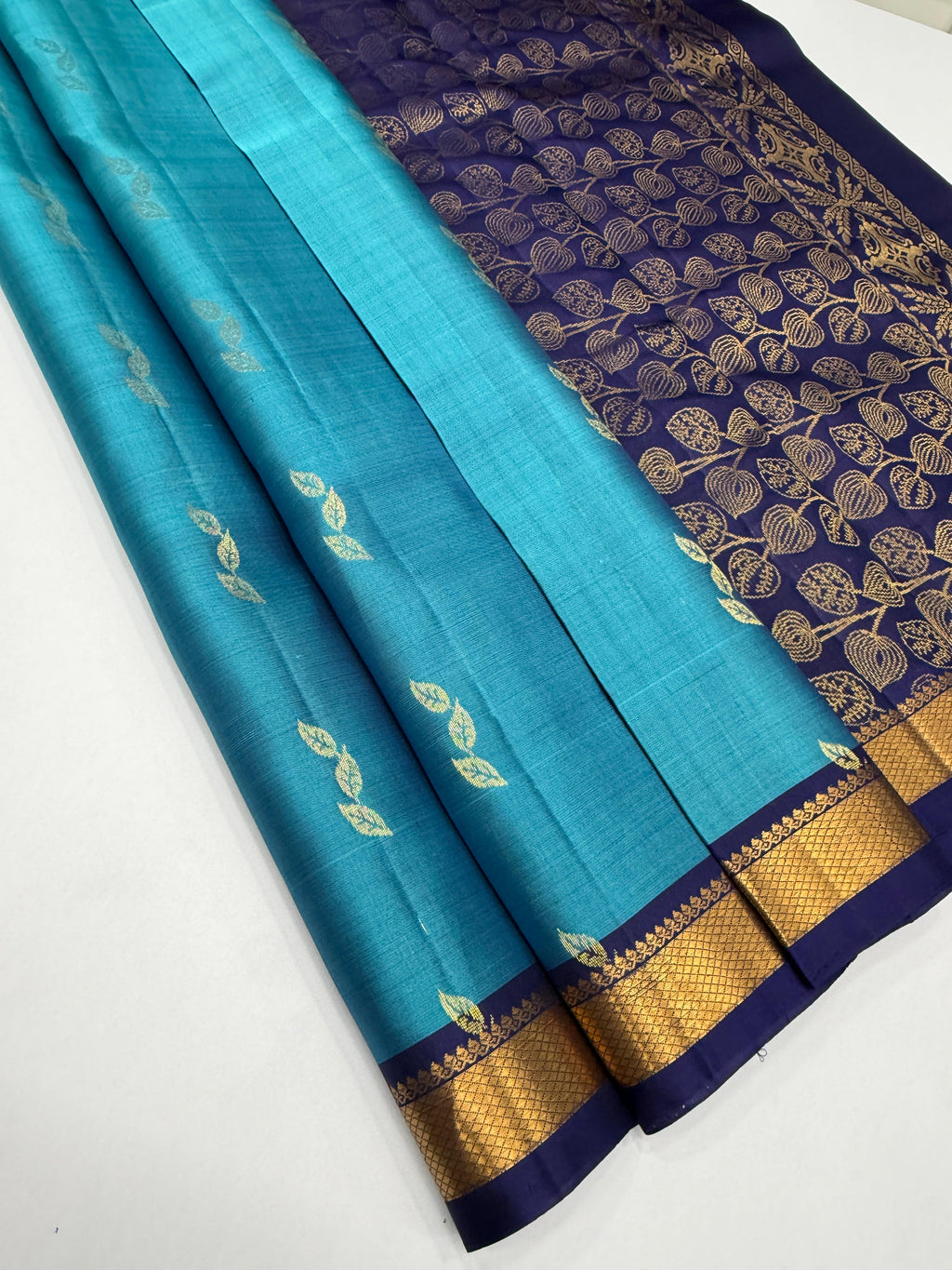 VSF1183 - blue color body , dark violet color pallu,blouse - Pure silk saree