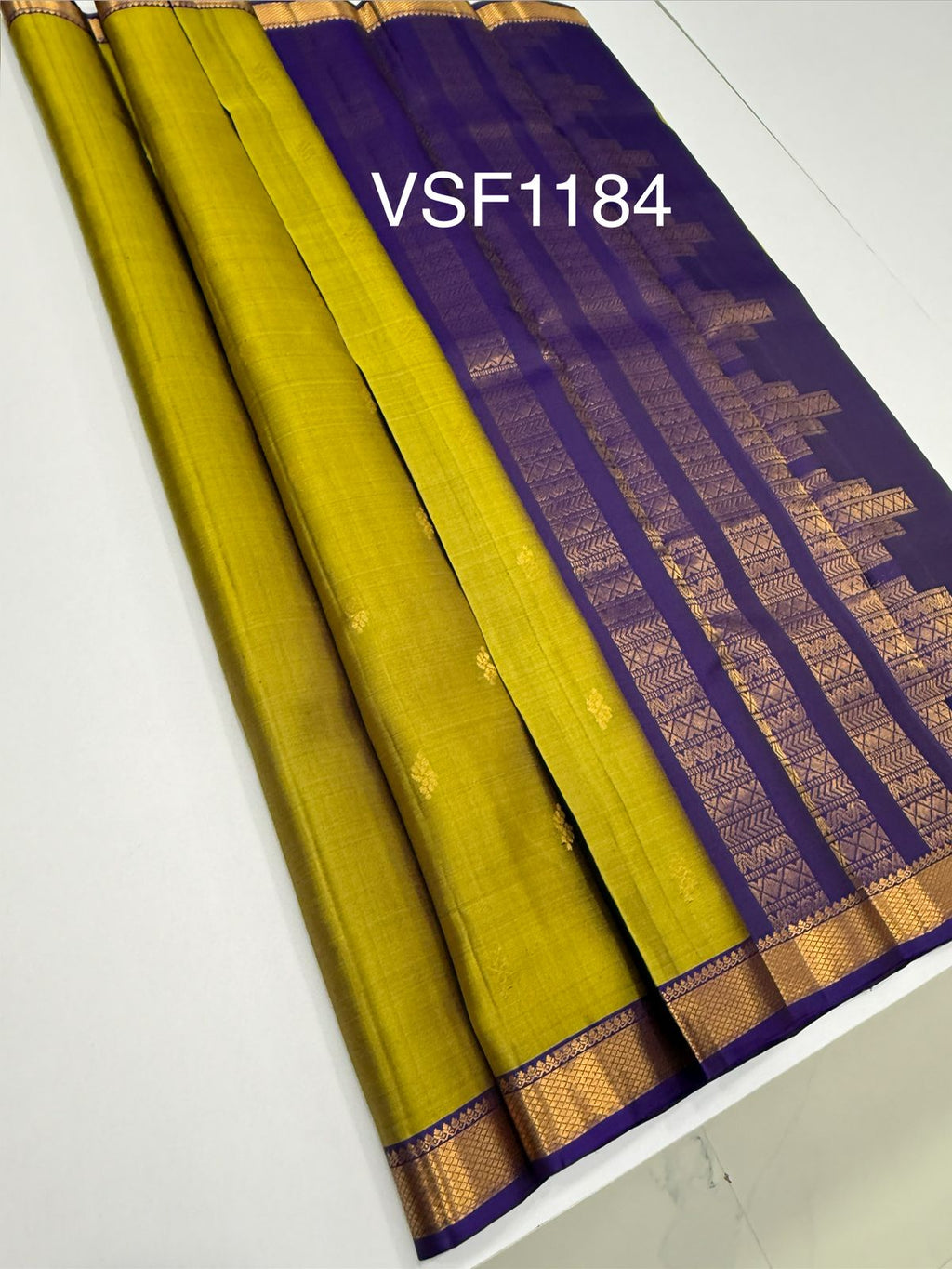 VSF1184 - mehandi green color body , violet color pallu,blouse - Pure silk saree