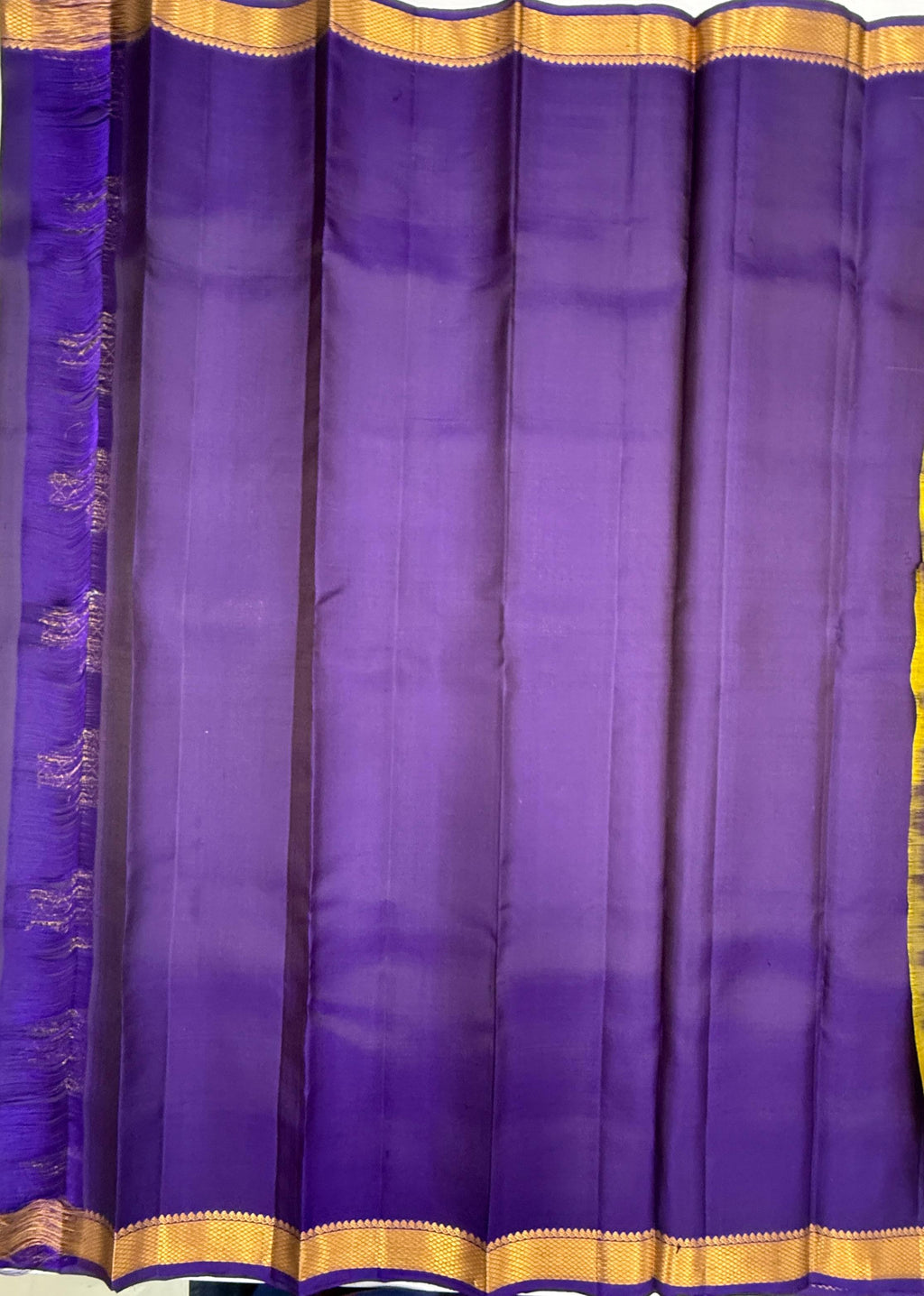 VSF1184 - mehandi green color body , violet color pallu,blouse - Pure silk saree