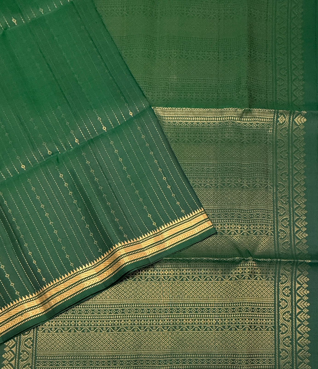 VSF1189 - dark green color body , pallu,blouse - Pure silk saree