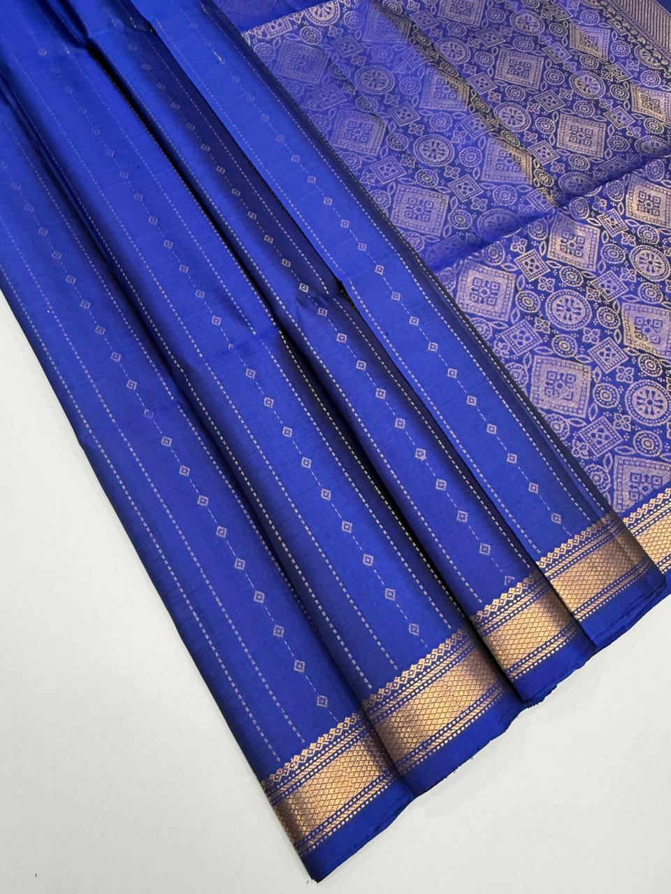 VSF1190 - ink blue color body , pallu,blouse - Pure silk saree
