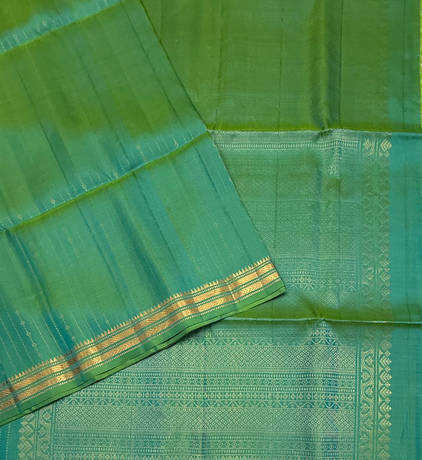 VSF1192 - bluish green color body , pallu,blouse - Pure silk saree