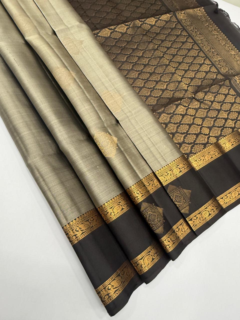 VSF1202 - grey color body , brown color pallu,blouse - Pure silk saree