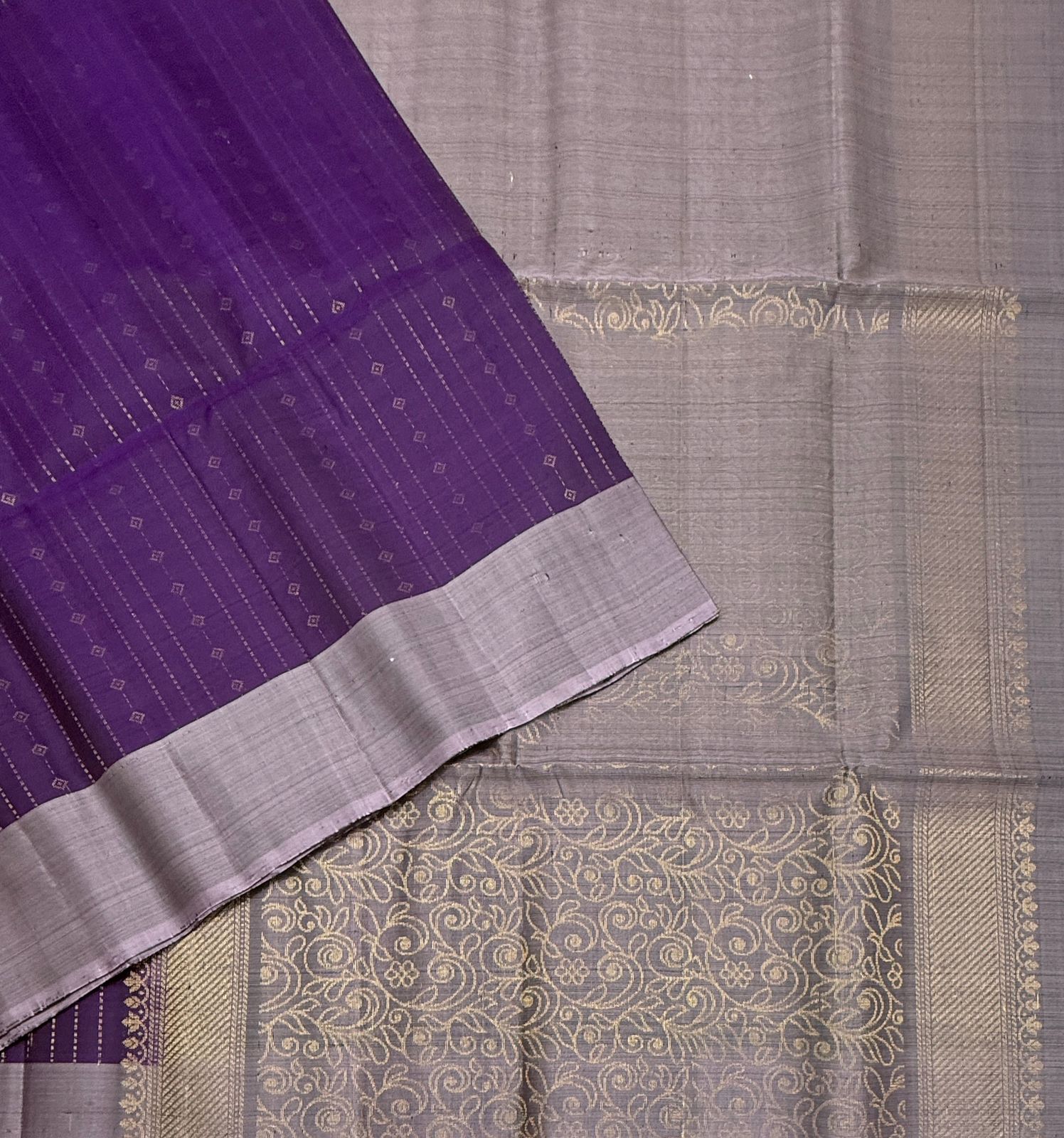 VSF1211 - violet color body , pastel lavender color pallu,blouse - Pure silk saree