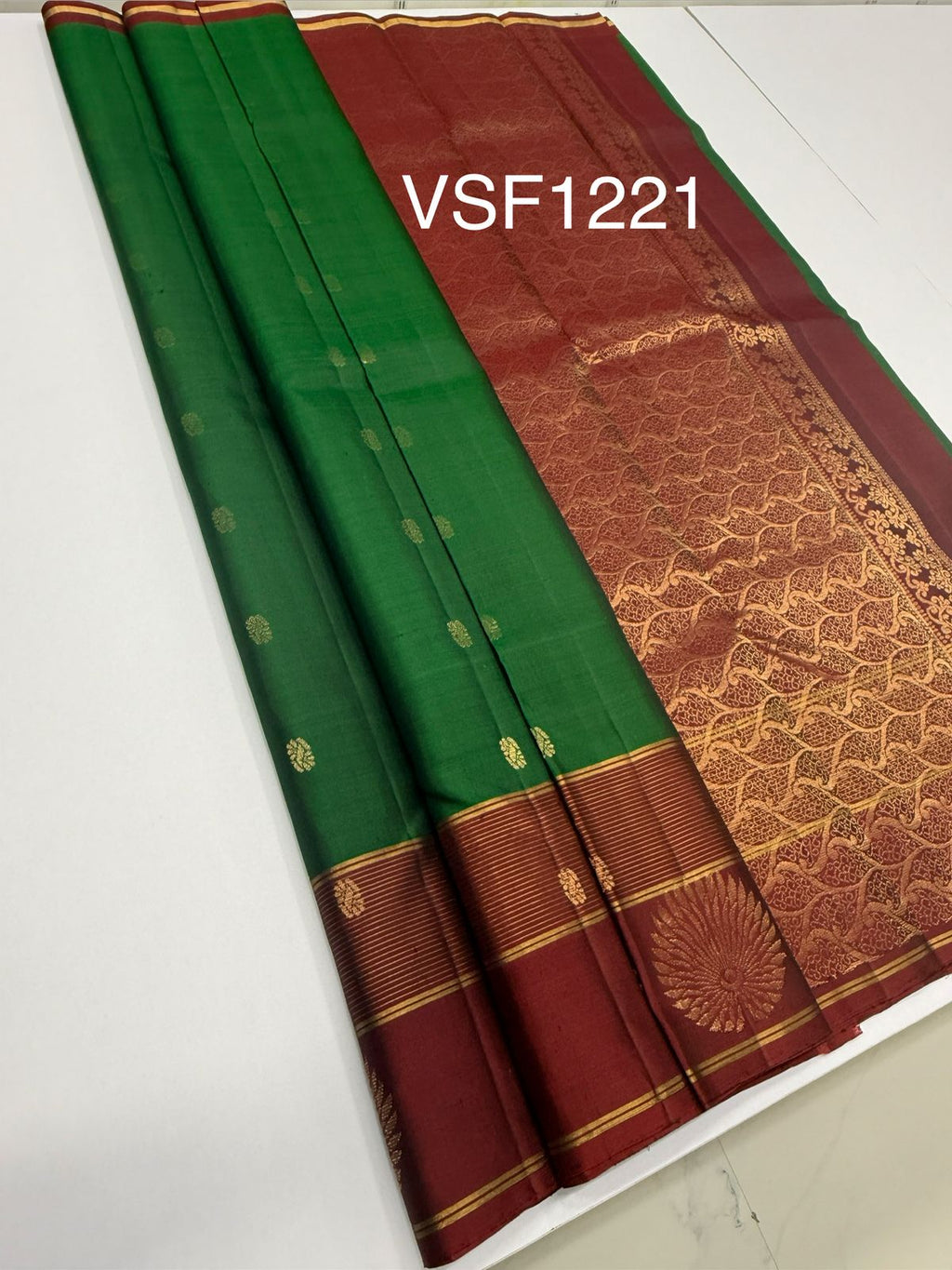 VSF1221 - dark green color body , maroon color pallu,blouse - Pure silk saree