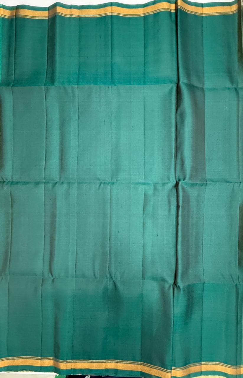 VSA680 - beige color body , peacock green color pallu , blouse pure silk saree