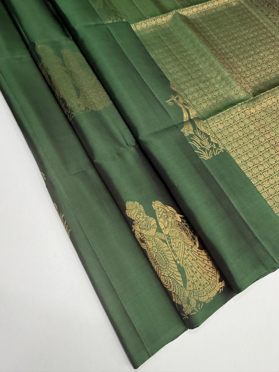VSBP115 - dark green color body , pallu,blouse - Pure silk saree