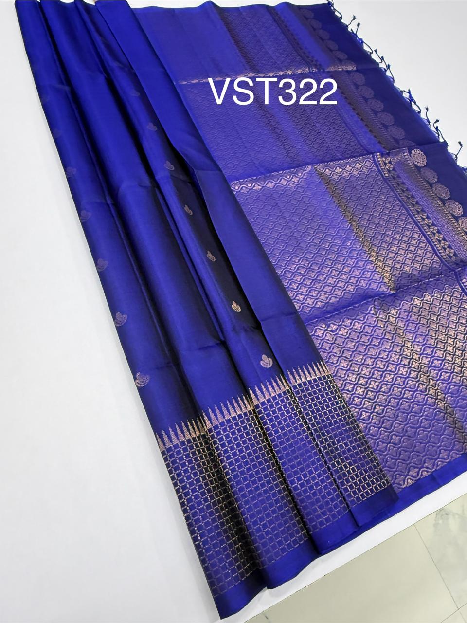 VST322 - royal blue color body , pallu , blouse - Pure silk saree