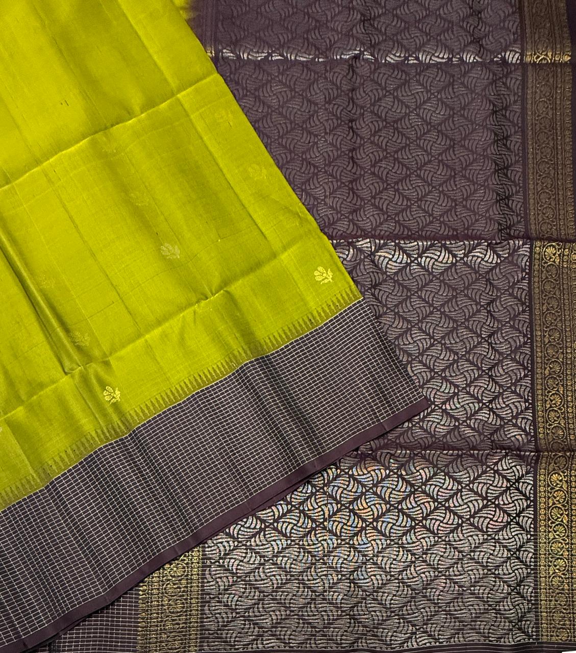 VST327 - mehandi green color body , dark purple color pallu, blouse - Pure silk saree