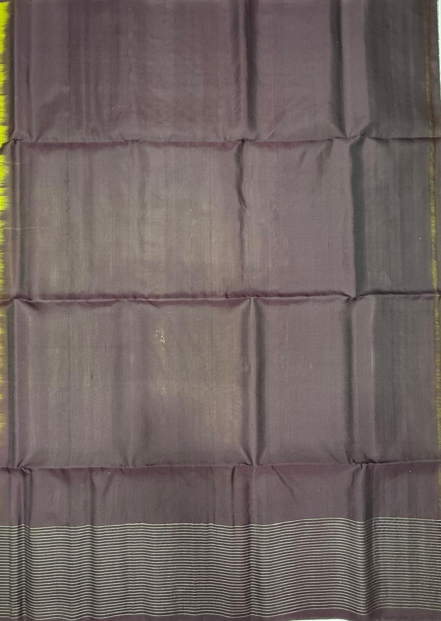 VST327 - mehandi green color body , dark purple color pallu, blouse - Pure silk saree