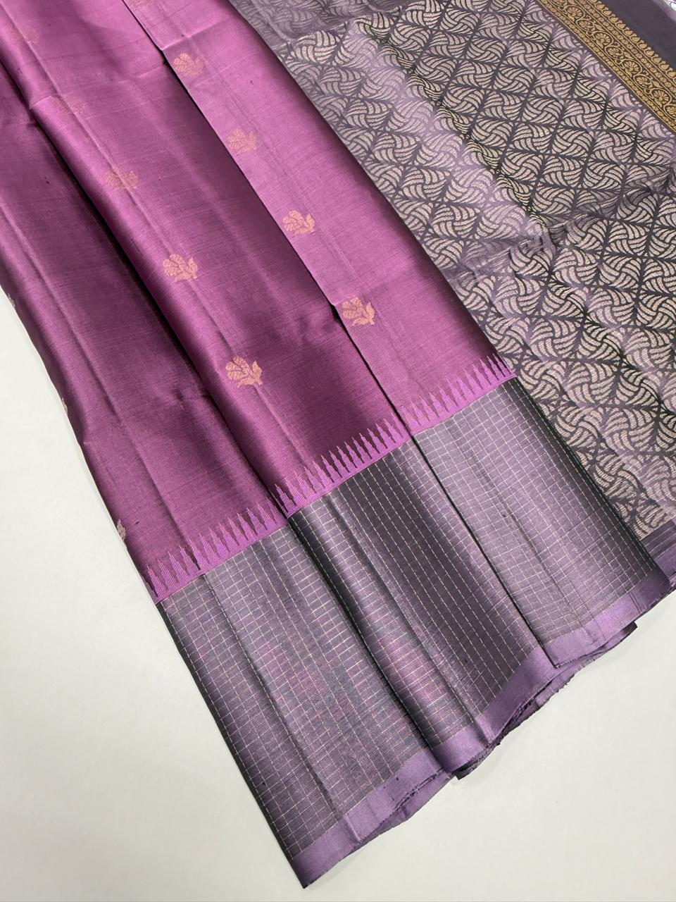 VST3228 - dark lavender color body , light lavender color pallu, blouse - Pure silk saree