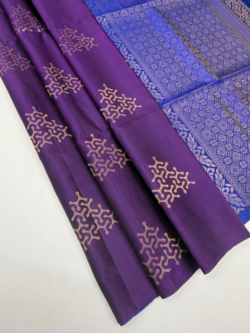 VSBL425 - violet color body , blue color pallu , blouse - Pure silk saree