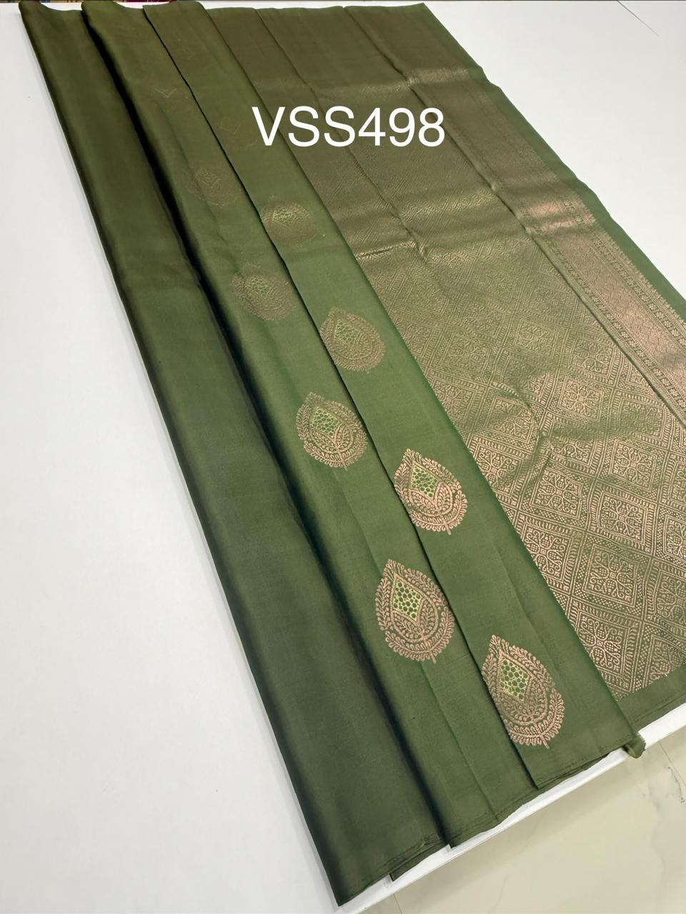 VSS498 - green color body, pallu , blouse pure silk saree