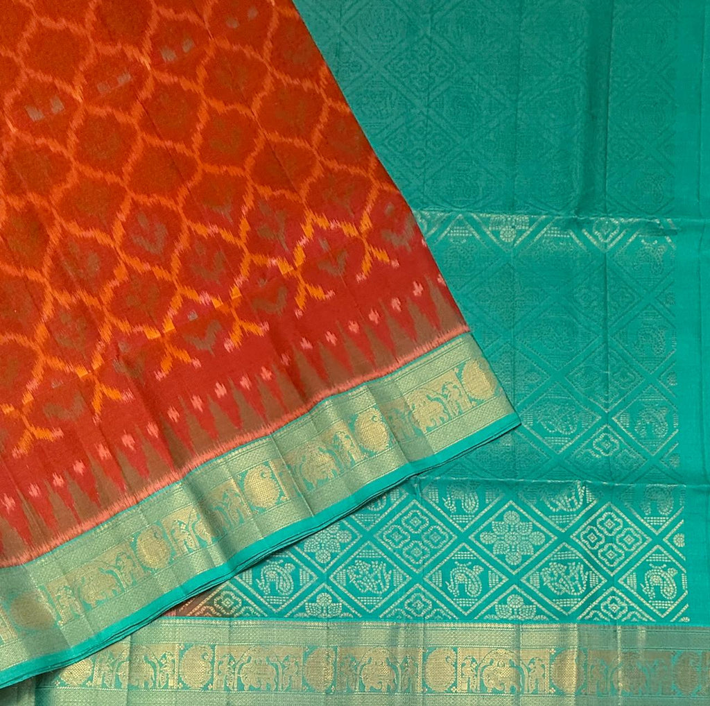VSIS490 - pinkish orange color body , teal green color pallu , blouse - Pure silk saree