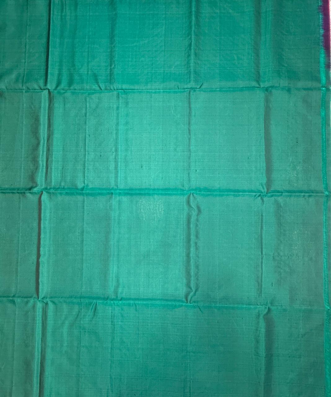 VSS502 - peacock green color body, pallu , blouse pure silk saree