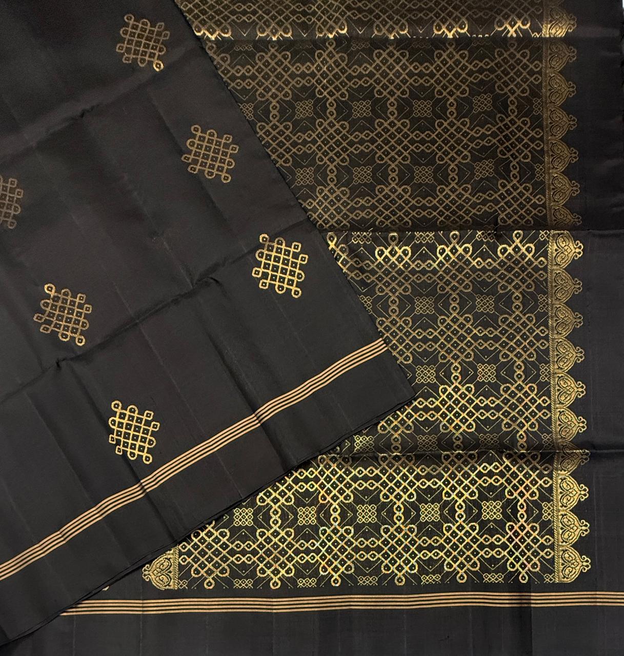 VSS503 - black color body, pallu , blouse pure silk saree