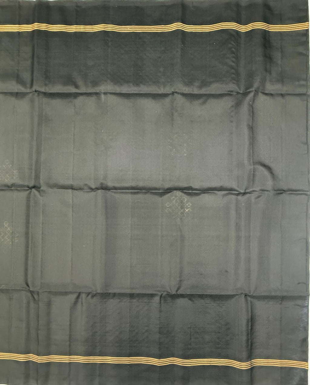VSS503 - black color body, pallu , blouse pure silk saree
