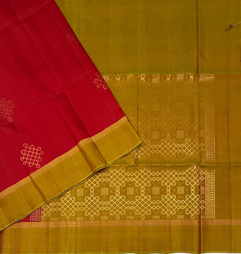 VSCB710 - red color body , green with red color pallu , blouse - Pure silk saree