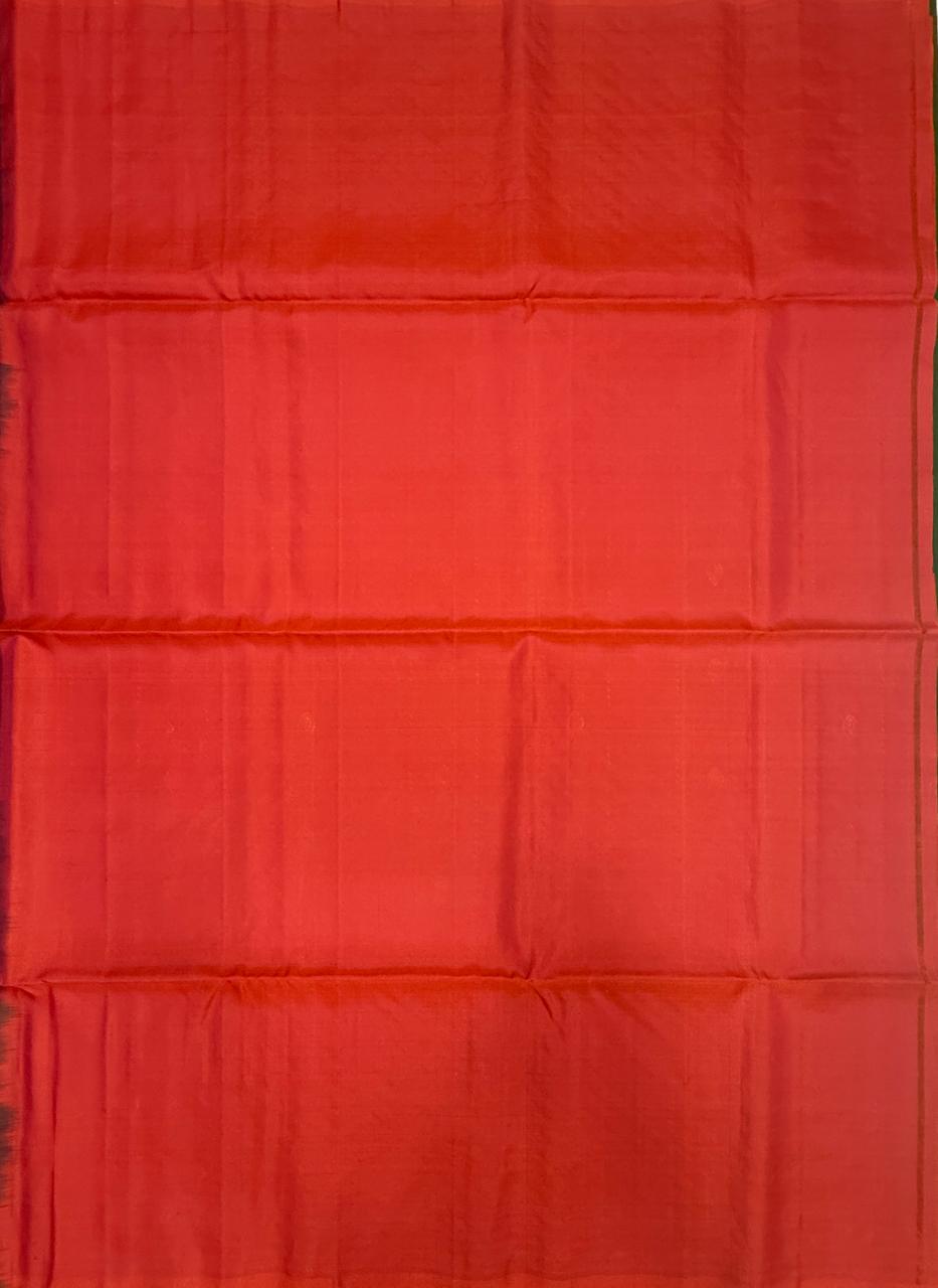 VSM498 - bottle green color body , pinkish orange color pallu , blouse&nbsp;