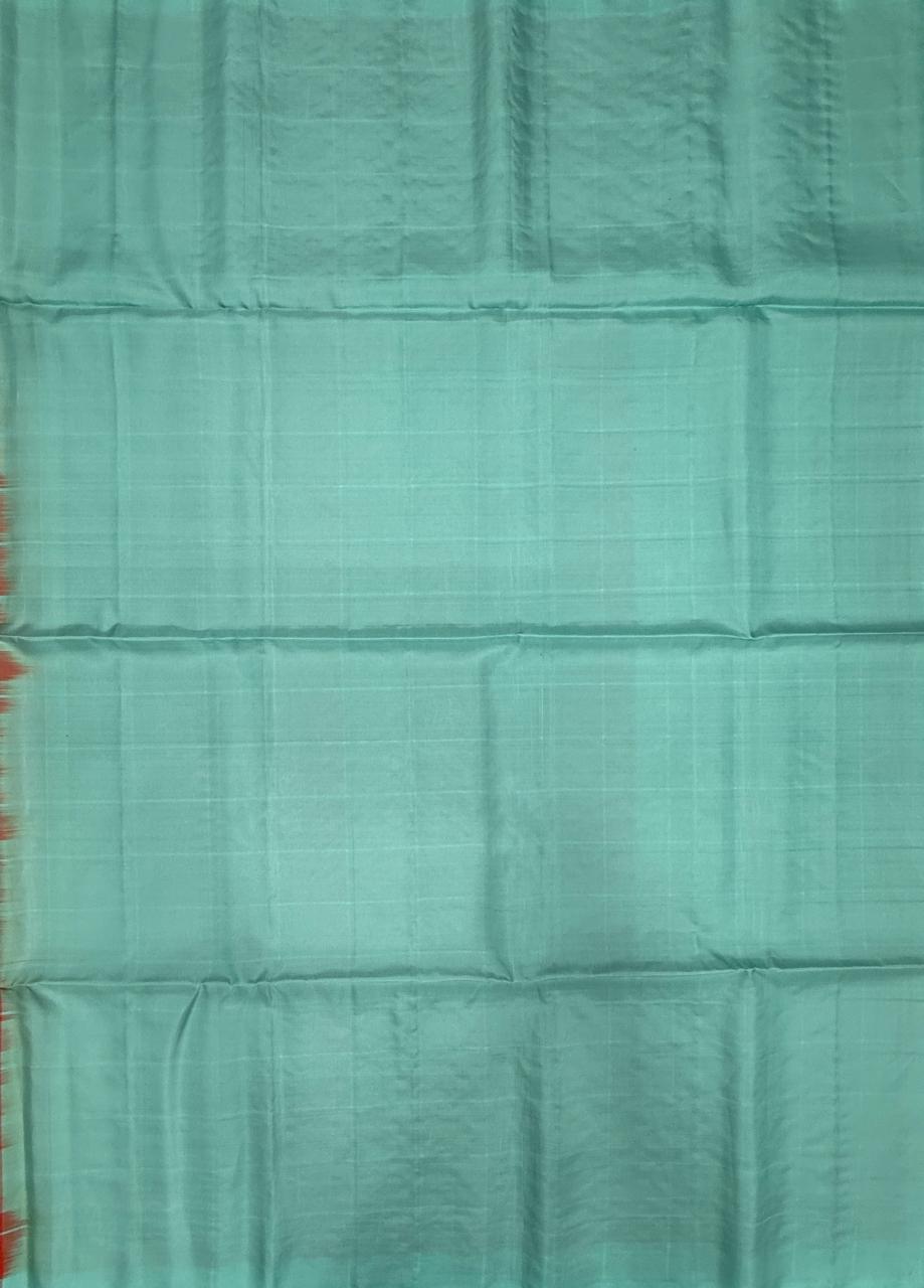 VSM502 - pinkish orange color body , sea blue color pallu , blouse&nbsp;