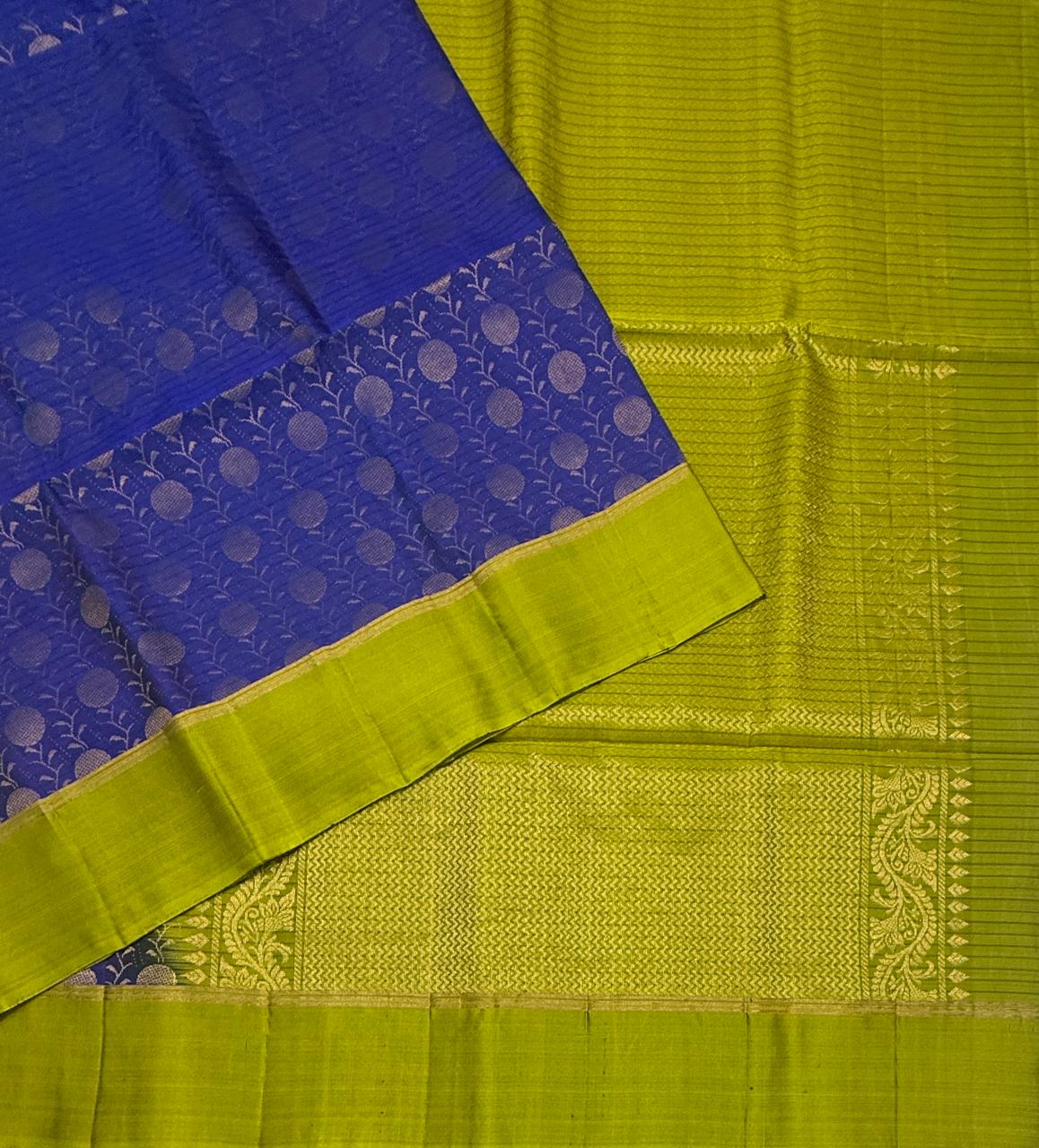 VSM505 - royal blue color body , green color pallu , blouse&nbsp;