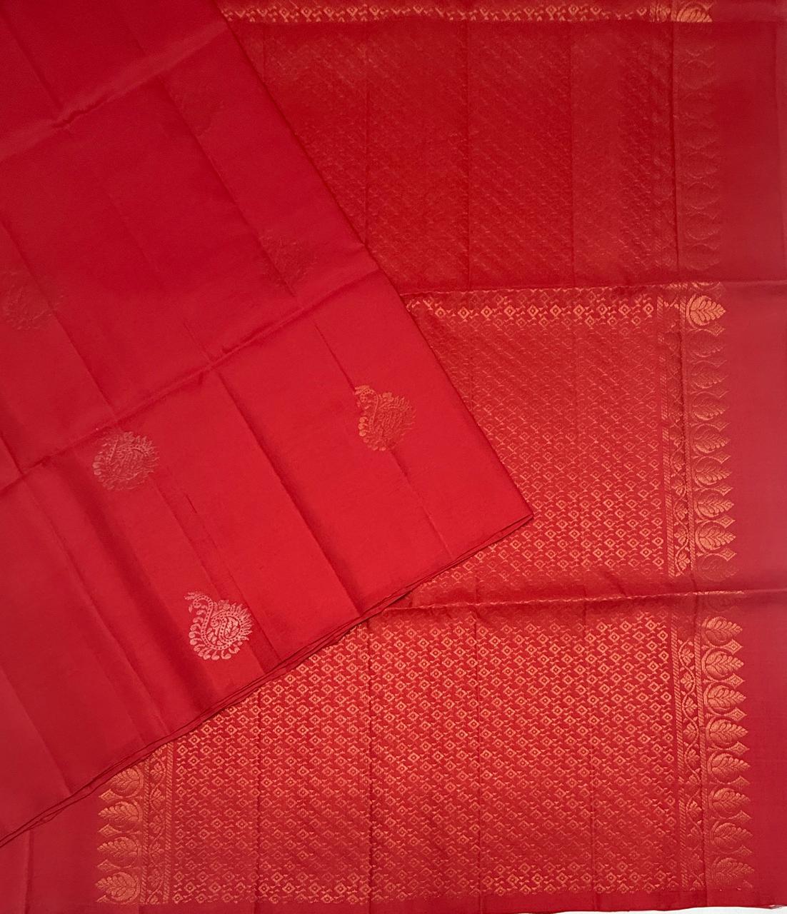 VSM511 - red color body , pallu , blouse&nbsp;