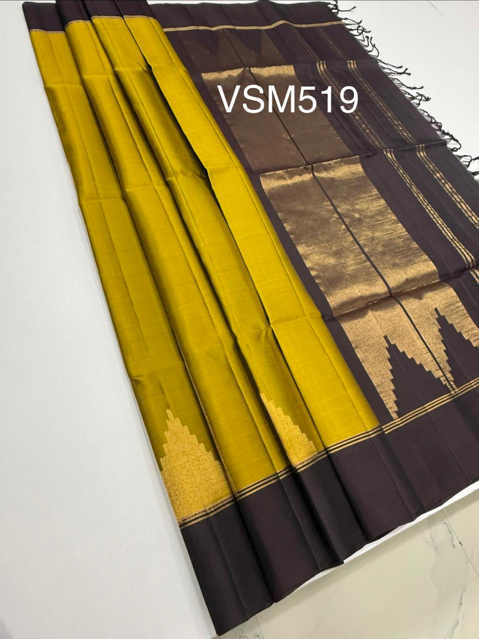 VSM519 - cowdung green color body , dark purple color pallu , blouse.