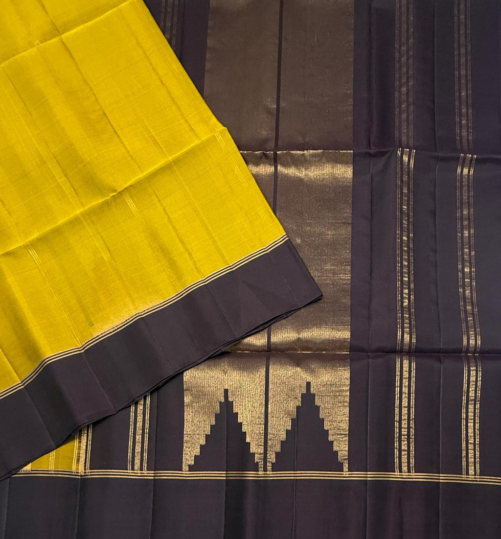 VSM519 - cowdung green color body , dark purple color pallu , blouse.