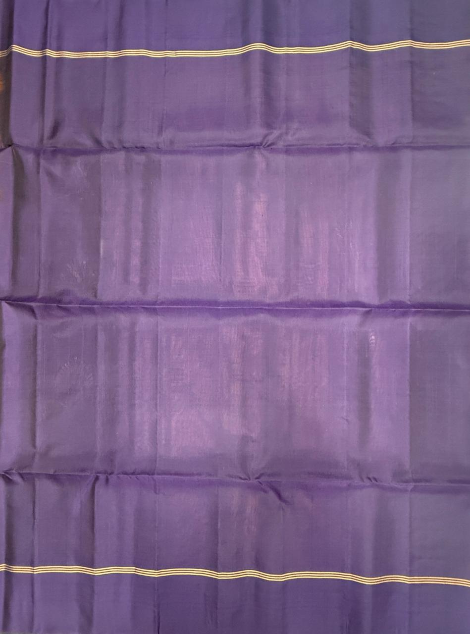 VSM522 - rust orange color body , violet color pallu , blouse.