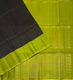 VSM527 - dark purple color body , leaf green color pallu , blouse.
