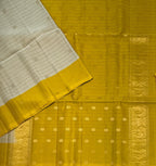 VSM531 - beige color body , yellow color pallu , blouse.